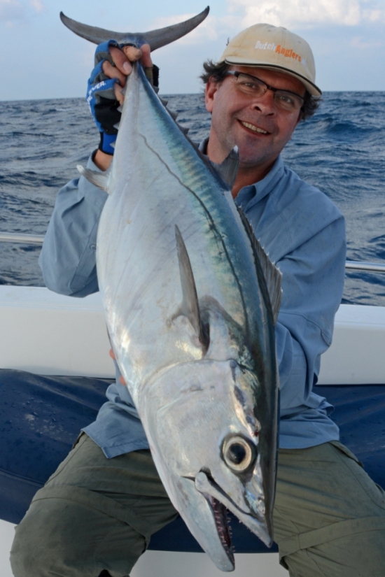 Dogtooth tuna, sterke en agressieve vis op de speedjig.